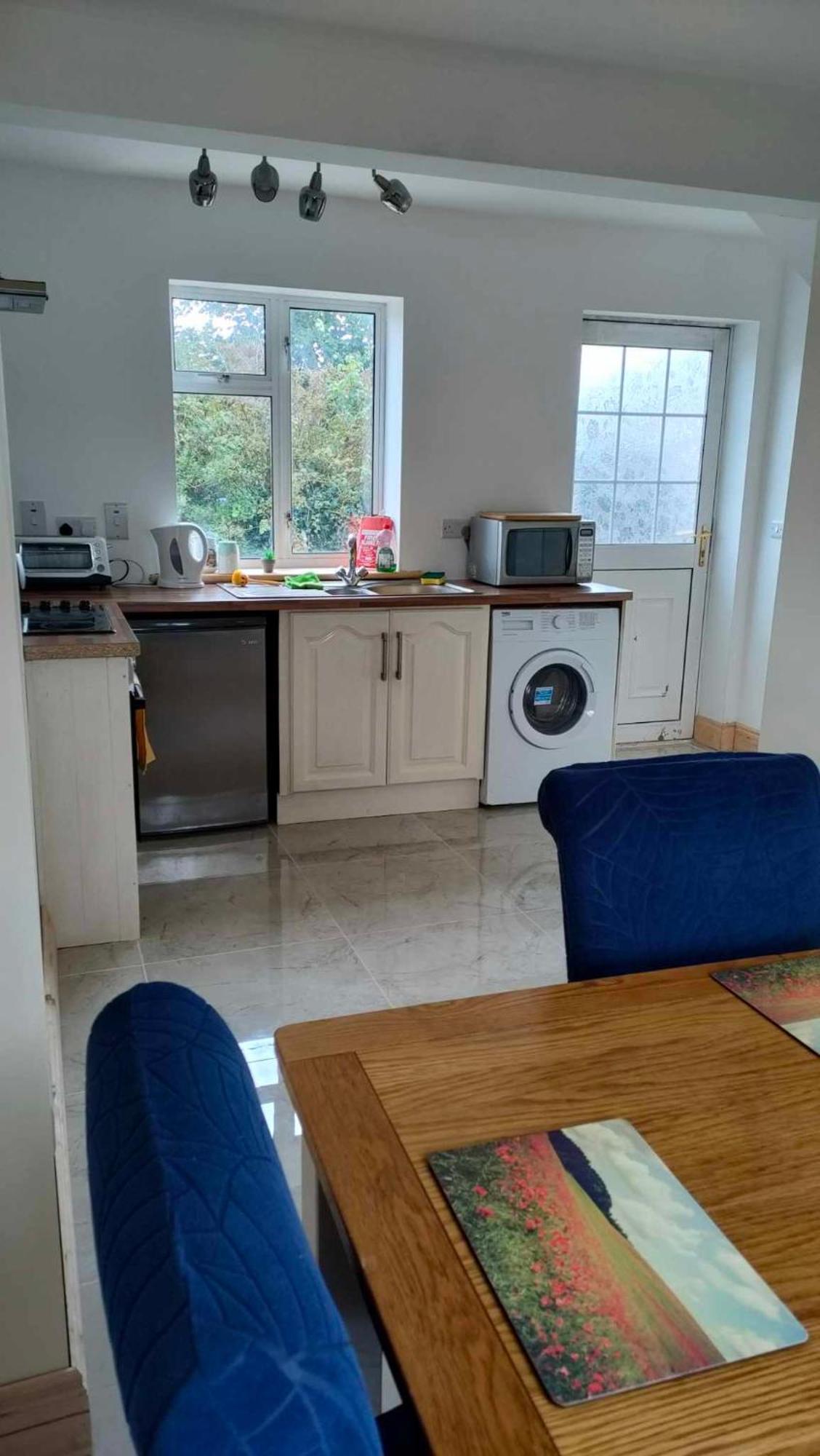 Mary'S House Apartment O'Briensbridge ภายนอก รูปภาพ